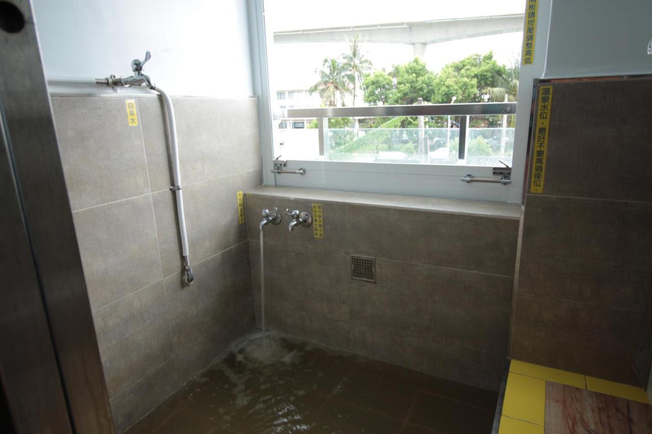 Golden Station Homestay Taitung Exterior photo